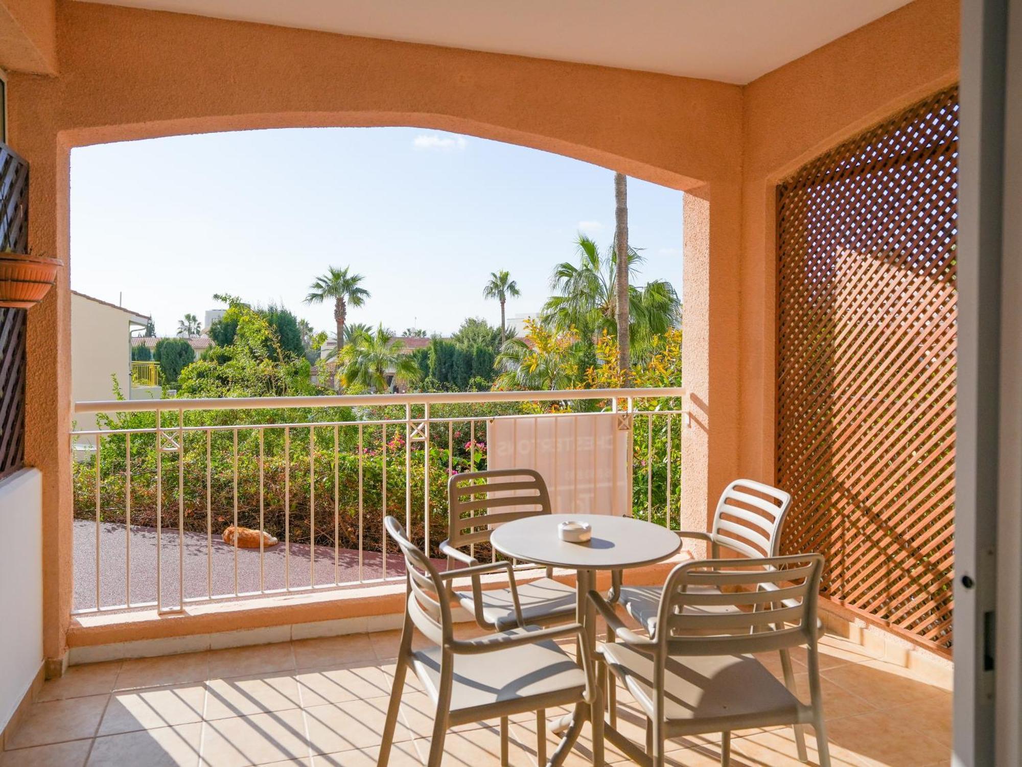 شقة Resitour - Regina Gardens بافوس المظهر الخارجي الصورة